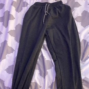 Grey Barely Worn sweatpants!